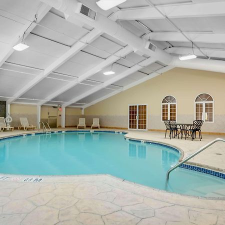 Days Hotel By Wyndham Toms River Jersey Shore Bagian luar foto
